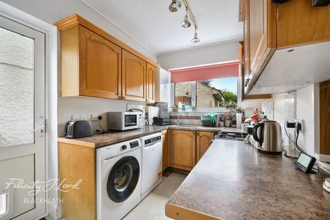 undefined, Canberra Road, Charlton