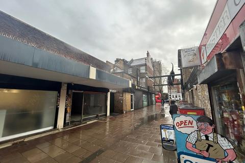 Retail property (high street) to rent, 36 Winslade Way London SE6 4JU