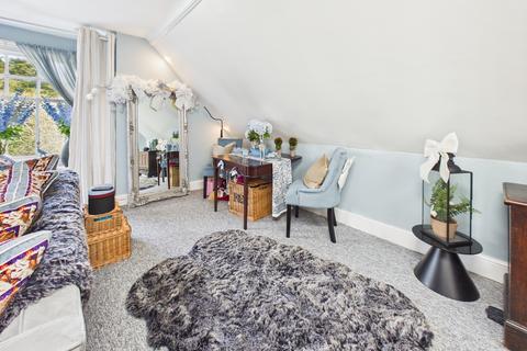 undefined, Bucklebury Place, Bucklebury, RG7