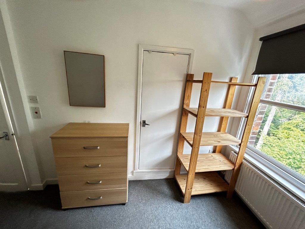 BEDROOM 1.3.jpg