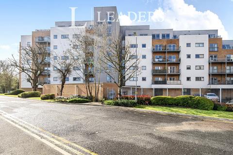 2 bedroom apartment for sale, Sovereign Way, Tonbridge, Kent