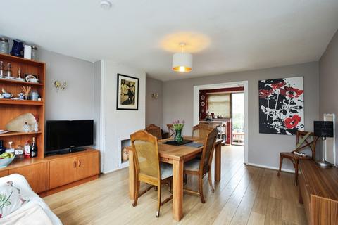 4 bedroom semi-detached house for sale, Dowgate Close, Tonbridge, Kent, TN9