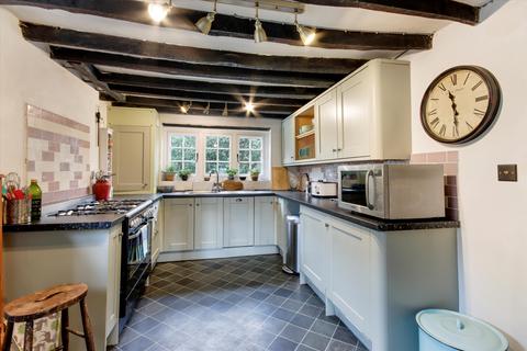 5 bedroom detached house for sale, Station Road, Hurst Green, Etchingham, East Sussex TN19