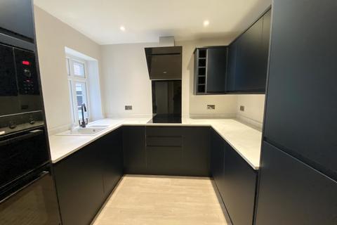 2 bedroom flat for sale, Lea Court, Heaton Moor, Stockport, SK4