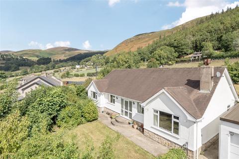 4 bedroom detached bungalow for sale, Llangollen.