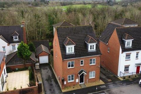 undefined, Bryn Dryslwyn, Bridgend, CF31