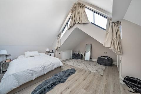 undefined, Canbury Park Road, Kingston upon Thames, KT2