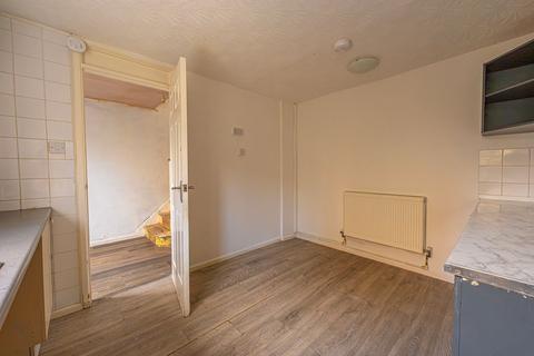 undefined, Price Close, Trevethin, NP4