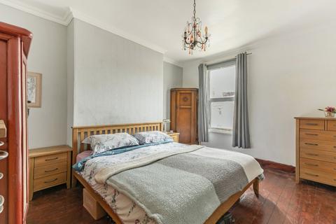 undefined, Hewlett Road, Cheltenham, Gloucestershire, GL52