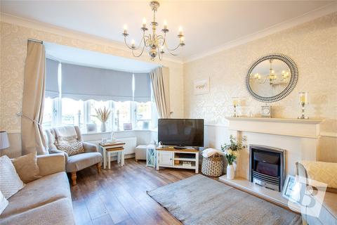 3 bedroom terraced house for sale, Sunnings Lane, Upminster, RM14