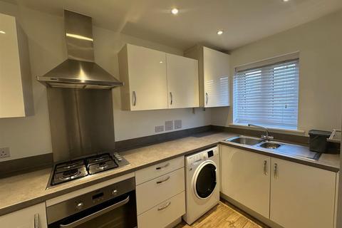 undefined, Thicket Road, Picket Piece, Andover