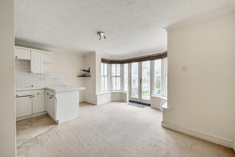 4 bedroom house for sale, Mill View Close, Epsom, KT17