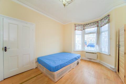 undefined, Selsdon Road, London, E13