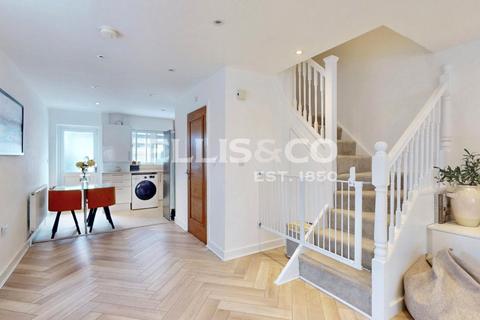undefined, Locarno Road, Greenford, UB6