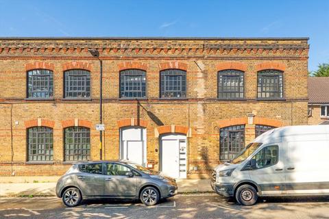 Godman Road, London SE15