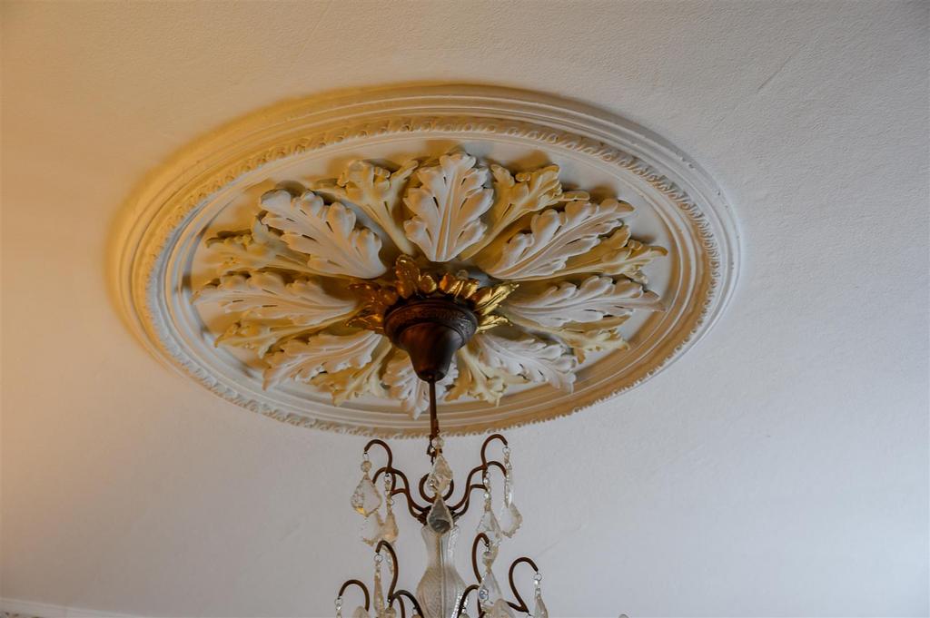 Ceiling rose