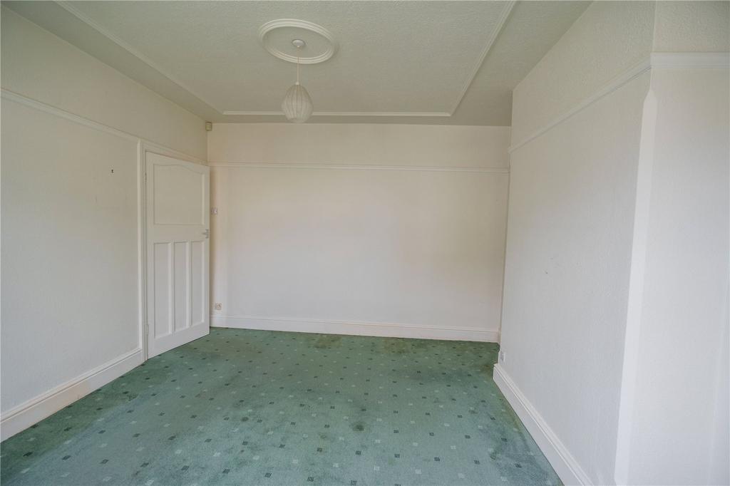 Living Room (2)