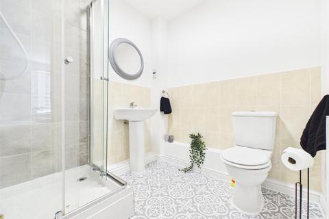 2 bedroom apartment for sale, Longhorn Avenue, Gloucester, Gloucestershire, GL1