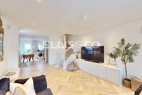 undefined, Locarno Road, Greenford, UB6
