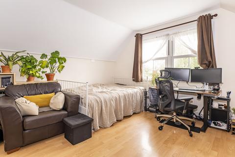 1 bedroom flat for sale, 27 Beaufort Road, Kingston Upon Thames, KT1