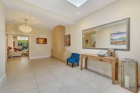 5 bedroom semi-detached house for sale, The Ridgeway, London, NW11