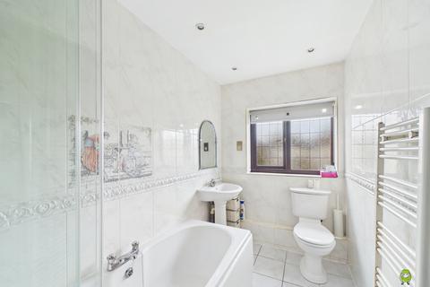 3 bedroom detached house for sale, East Street, Bexleyheath, Kent, DA7