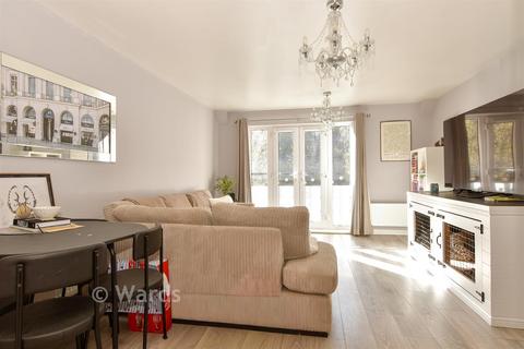1 bedroom apartment for sale, Ravensbourne House, Rochester ME2