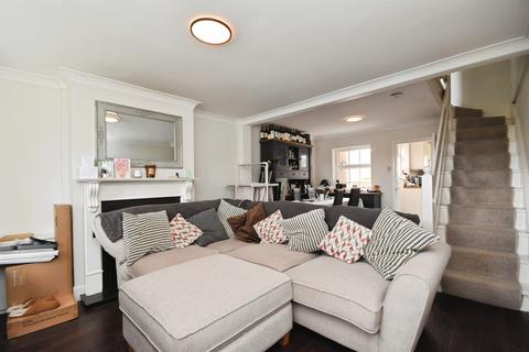 2 bedroom cottage for sale, Seven Arches Road, Brentwood