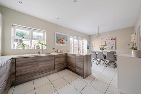 4 bedroom house for sale, Thornfield Gardens, Tunbridge Wells, TN2