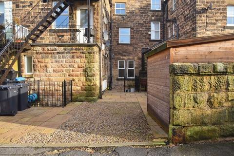2 bedroom flat for sale, Valley Drive, Harrogate, HG2