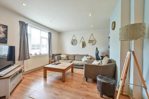 undefined, Pullman Gardens, Putney, London, SW15