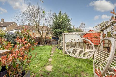 undefined, Pullman Gardens, Putney, London, SW15