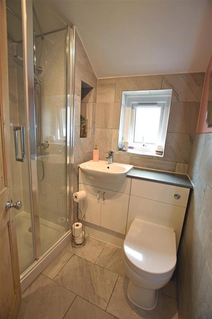 Bathroom1.jpg