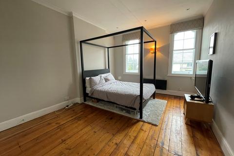 undefined, Alma Road, Windsor, SL4