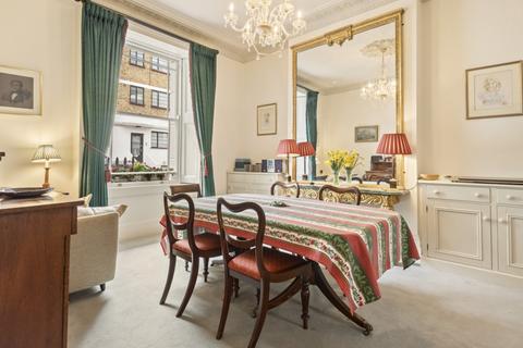 undefined, Moreton Place, London, SW1V