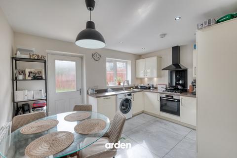 3 bedroom semi-detached house for sale, Marton Close, Redditch, B97