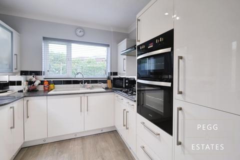 undefined, Dart Avenue, Torquay