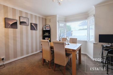undefined, Dart Avenue, Torquay