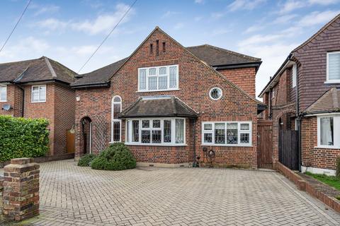 Overdale, Ashtead, KT21
