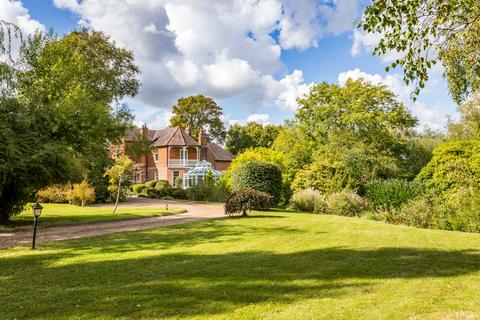 6 bedroom house for sale, Burwash Road, Heathfield, TN21