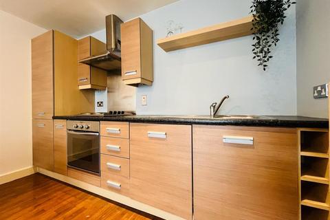 2 bedroom apartment to rent, Voyager, 51 Sherborne Street