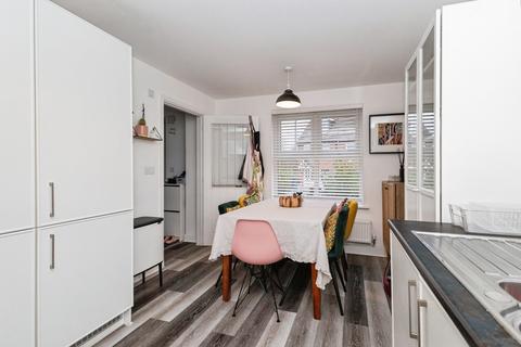 undefined, Chapman Avenue, Hyde, Greater Manchester, SK14