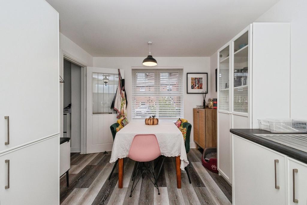 Pbox-IMG.jpg