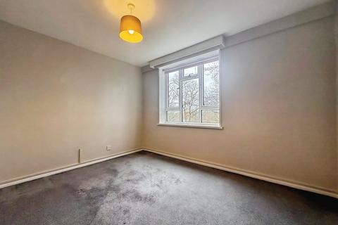 undefined, Manor Court, Sale M33