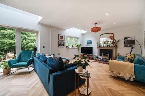 undefined, Warwick Park, Tunbridge Wells, TN2