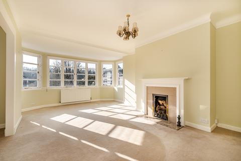 Putney Heath, London, SW15