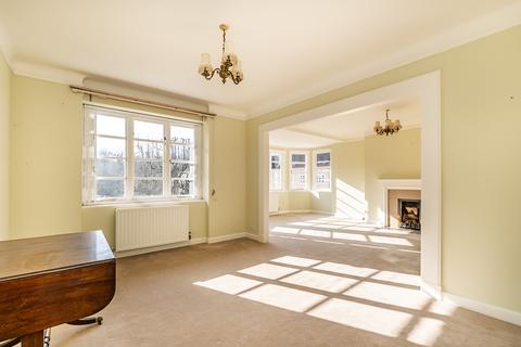 4 bedroom flat for sale, Putney Heath, London, SW15