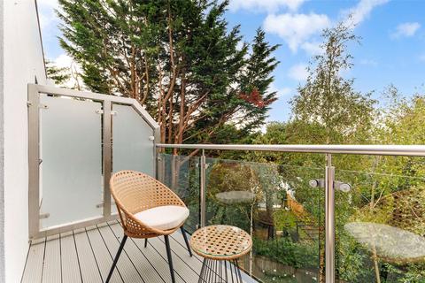 2 bedroom apartment for sale, Delhi Close, Dorset BH14