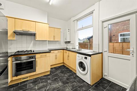 3 bedroom semi-detached house for sale, Carlton Road, Sale