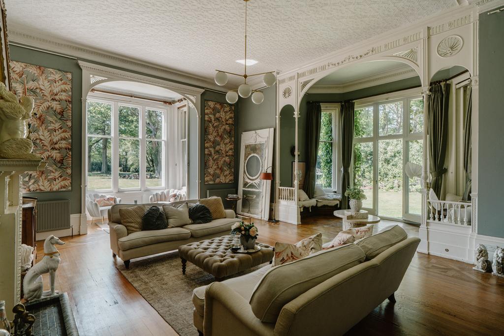 281415 - Turners Hill Road High Res-58.jpg